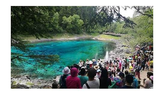 九寨沟景区暂关闭与九寨